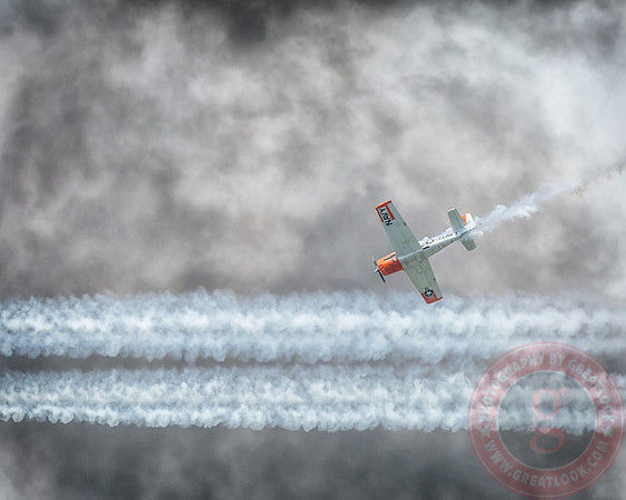 Navy Jet Trails